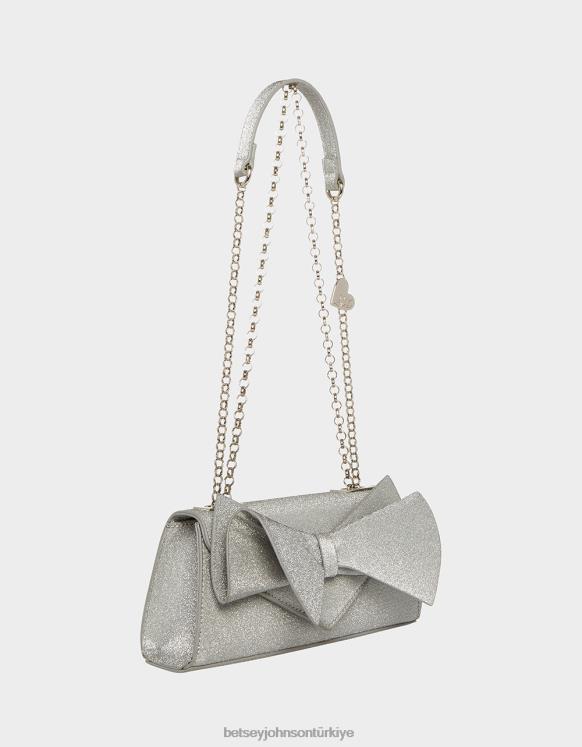 köşeli fiyonk dönüştürülebilir çanta gümüş N26HX215 kadınlar Betsey Johnson Aksesuarlar