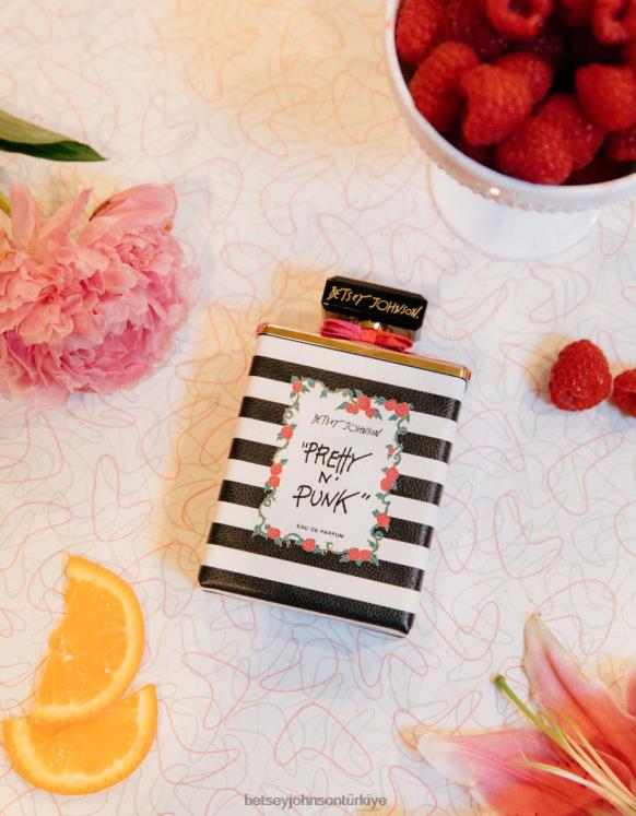 Pretty n punk eau de parfum pembe N26HX367 üniseks Betsey Johnson Aksesuarlar