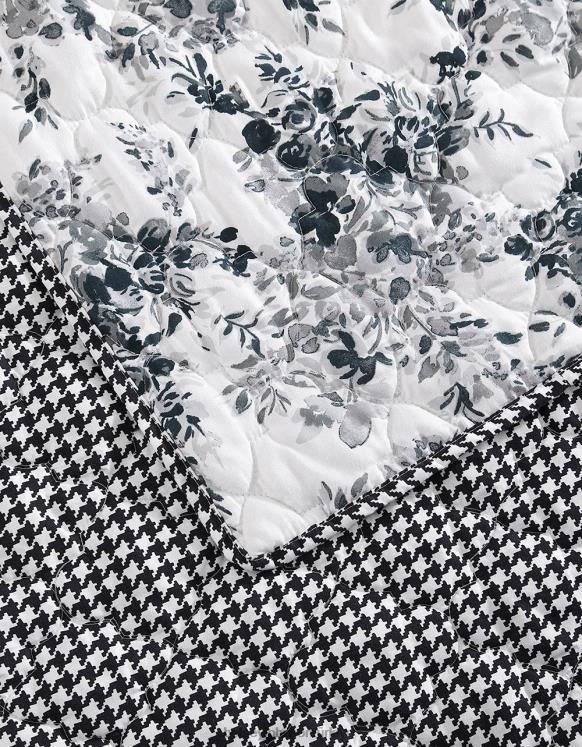 çiçekli bağ kral yorgan sham seti siyah N26HX413 üniseks Betsey Johnson Aksesuarlar