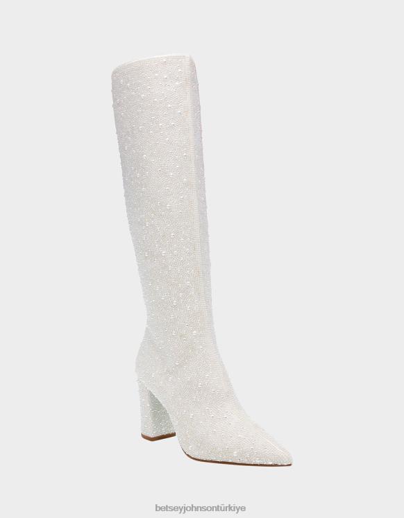 Şeker fildişi N26HX190 kadınlar Betsey Johnson ayakkabı