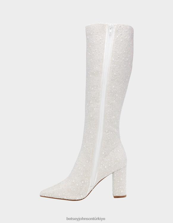 Şeker fildişi N26HX190 kadınlar Betsey Johnson ayakkabı