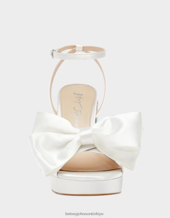 deli fildişi N26HX81 kadınlar Betsey Johnson ayakkabı