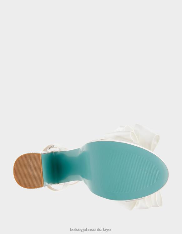 deli fildişi N26HX81 kadınlar Betsey Johnson ayakkabı