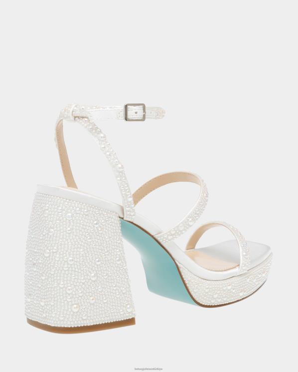 denni fildişi N26HX69 kadınlar Betsey Johnson ayakkabı