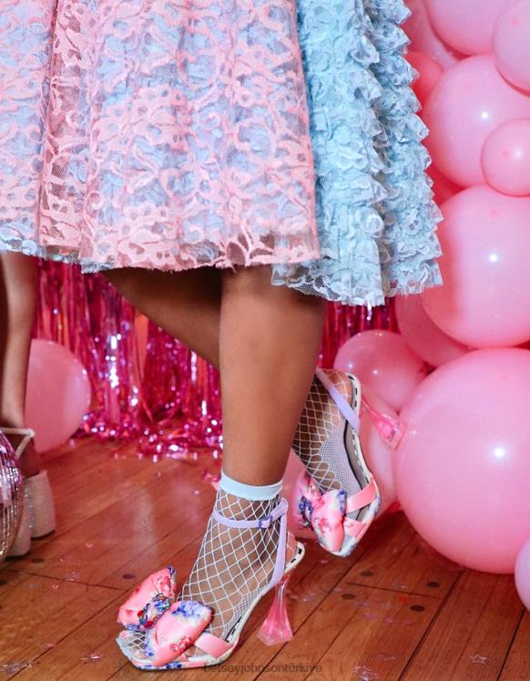 kirpi pembe çok N26HX73 kadınlar Betsey Johnson ayakkabı