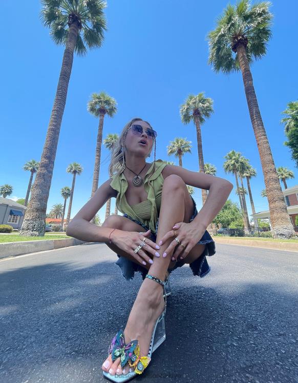 kynlee mavi çok N26HX34 kadınlar Betsey Johnson ayakkabı