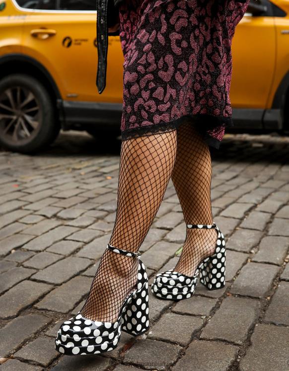 çok siyah polka nokta N26HX72 kadınlar Betsey Johnson ayakkabı