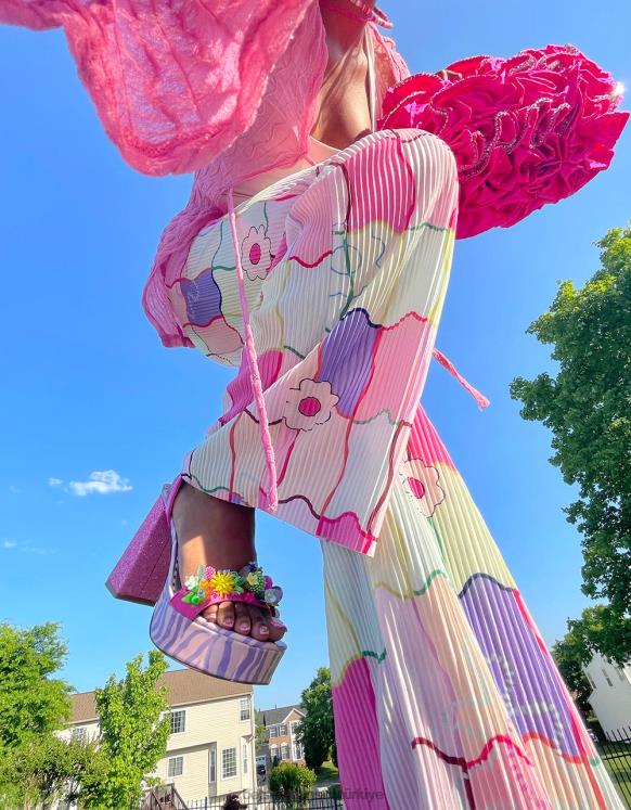 Ürdün pembe çok N26HX82 kadınlar Betsey Johnson ayakkabı